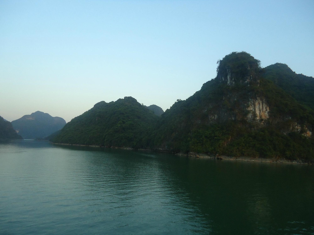 Castaway Island-下龙湾必去景点