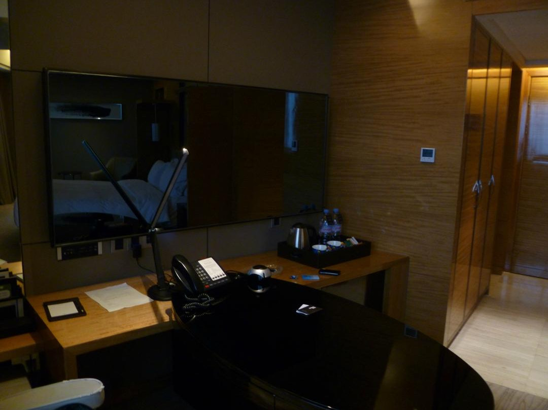 怡豪大饭店主图