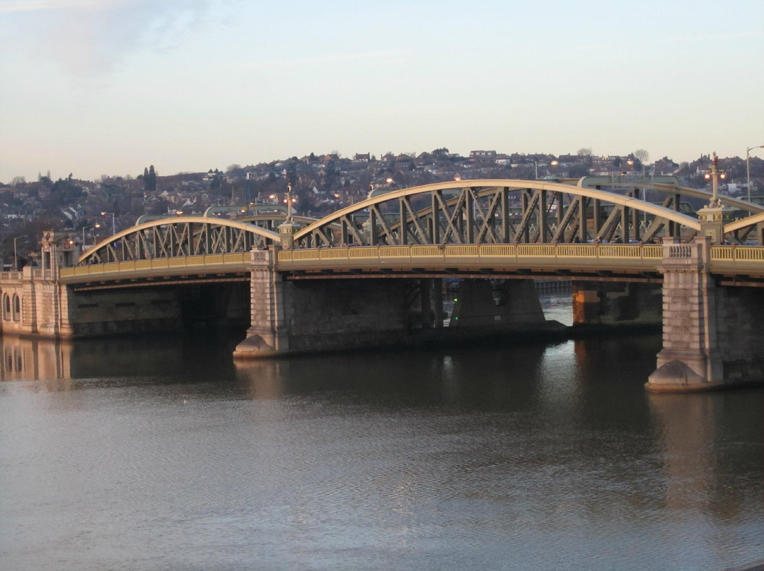 Rochester Bridge景点图片