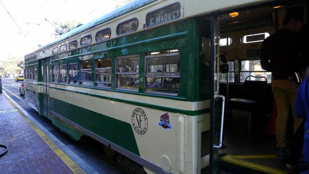 Historic Streetcars景点图片