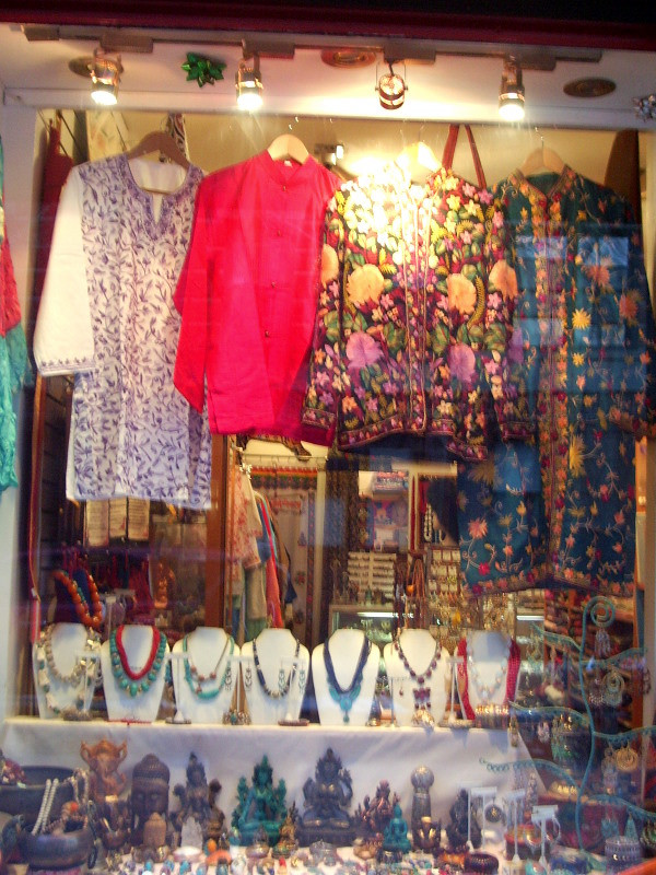 Kashmir American Enterprises-弗吉尼亚市必去景点