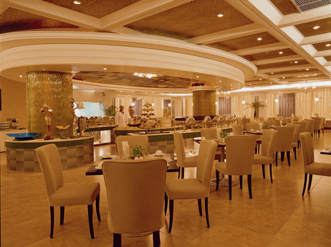 绿洲大酒店(昆明南屏步行街店)主图