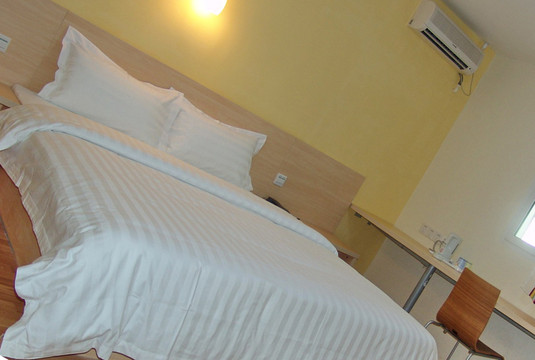 7天优品酒店（成都玉林路倪家桥地铁站店）主图