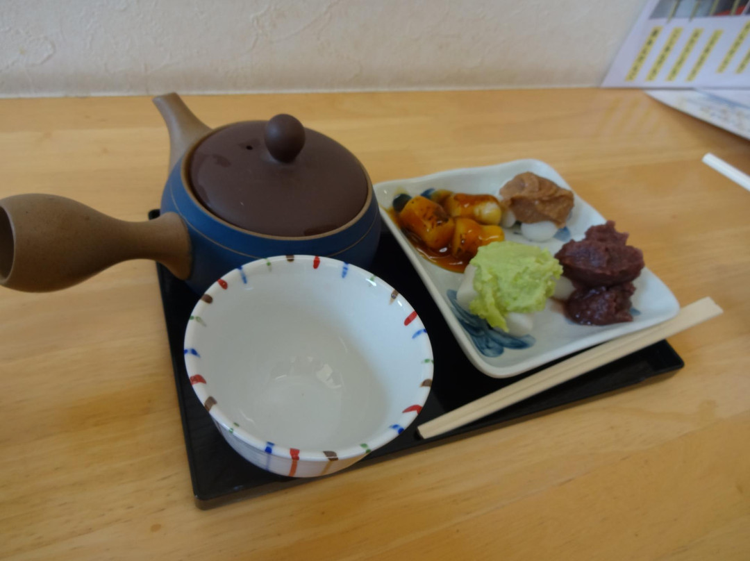里見茶屋