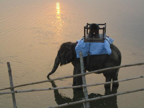 Earthbound Expeditions-加德满都必去景点