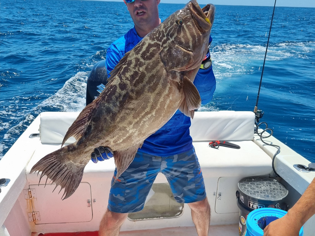 Out of Control Fishing Charter Panama景点图片