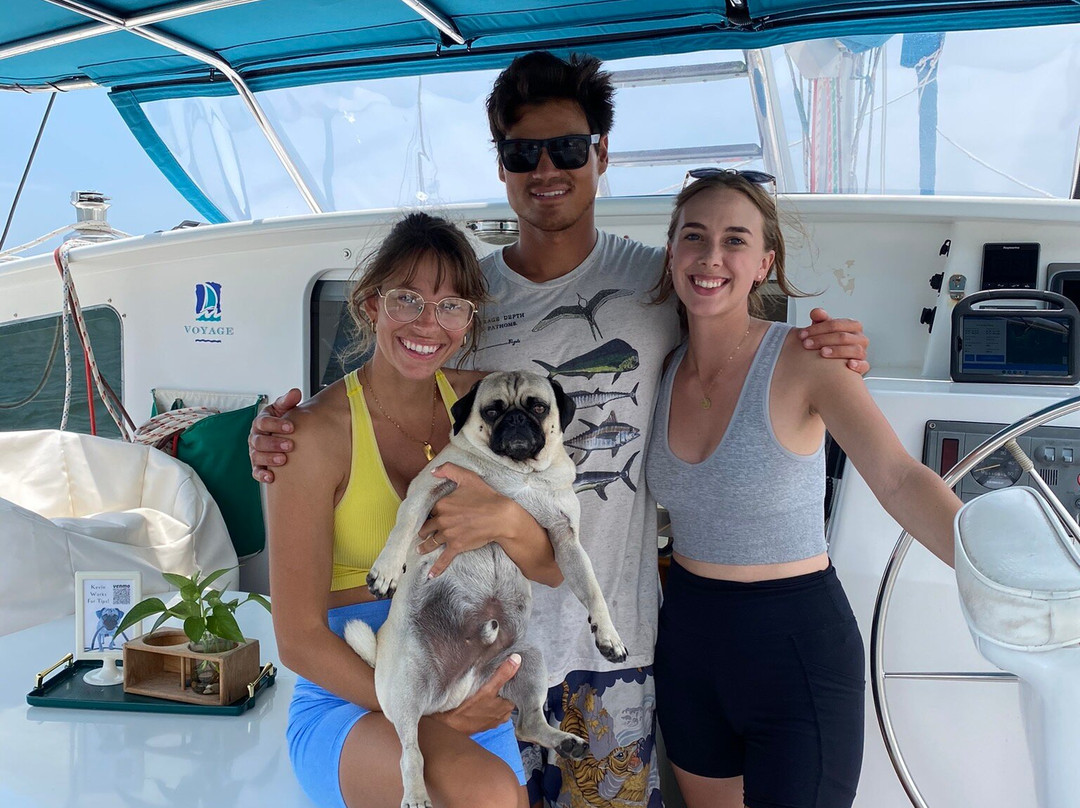 Cruising with La Cruz