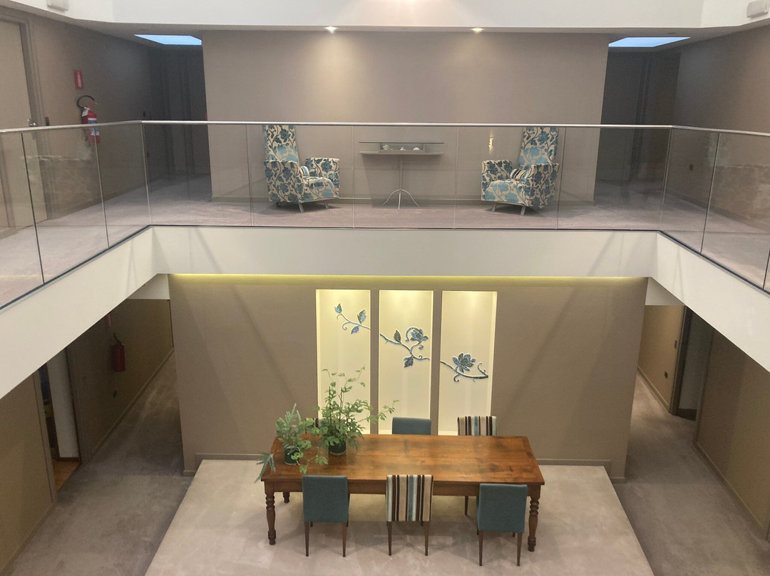 Hotel 3 Re主图