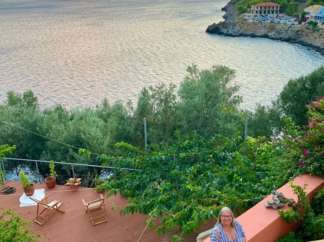 Roi Apartments主图