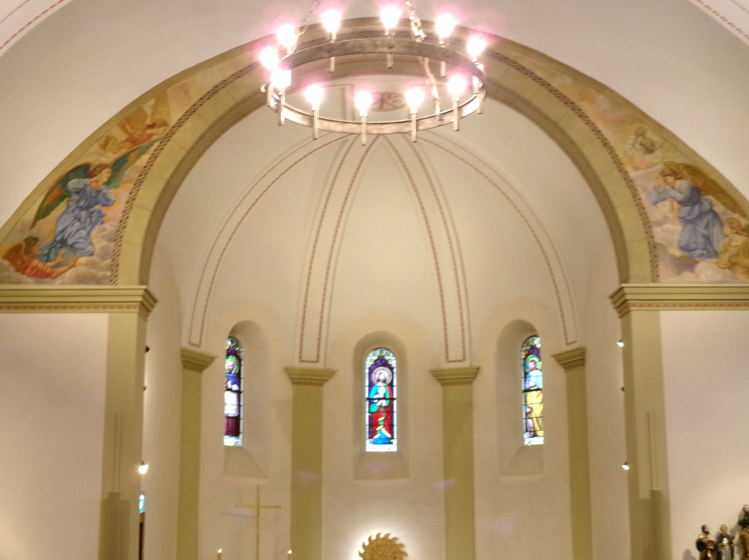 Eglise Saint Julien-梅林必去景点