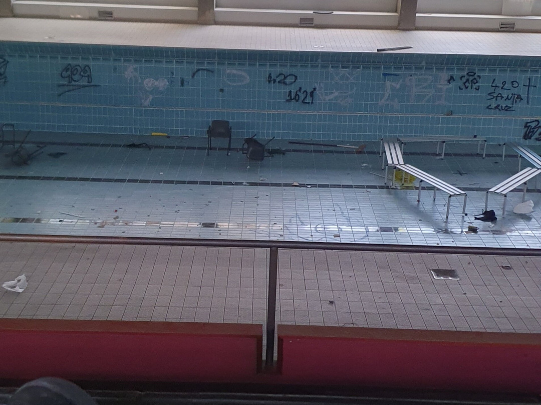 Piscina Comunale景点图片