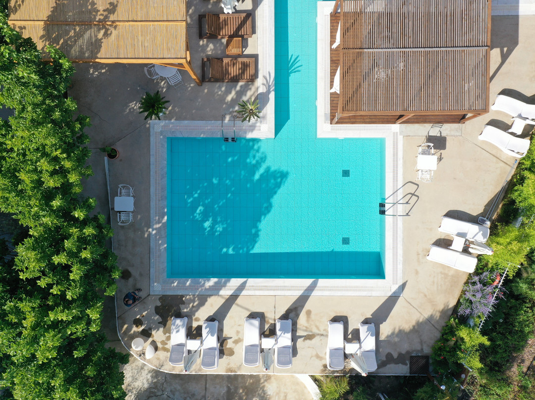 Agorastos Luxury Living主图