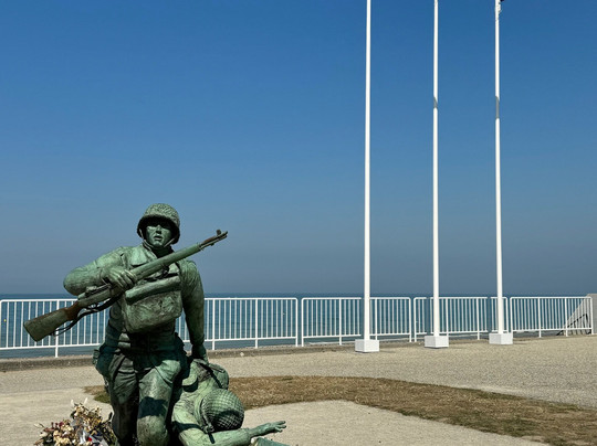 Objective D-巴约必去景点