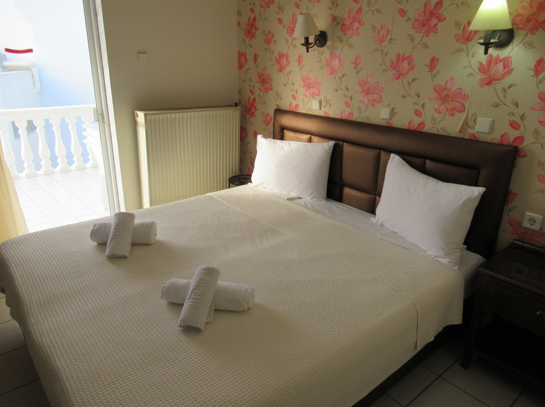 Philoxenia Inn主图