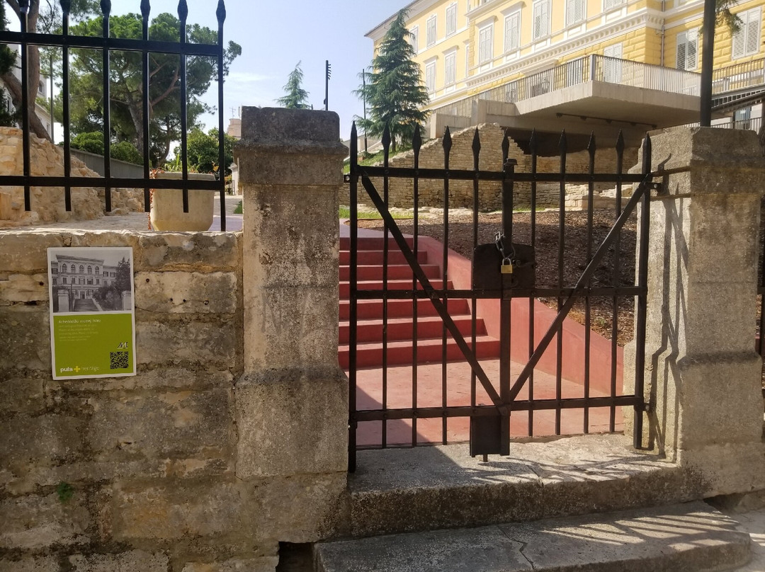 Small Roman Theatre-普拉必去景点