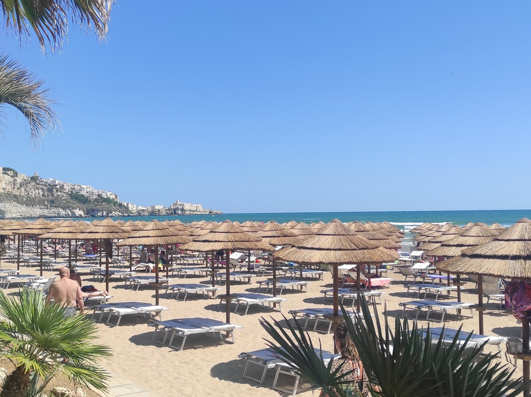 Pelikano Beach-维耶斯泰必去景点