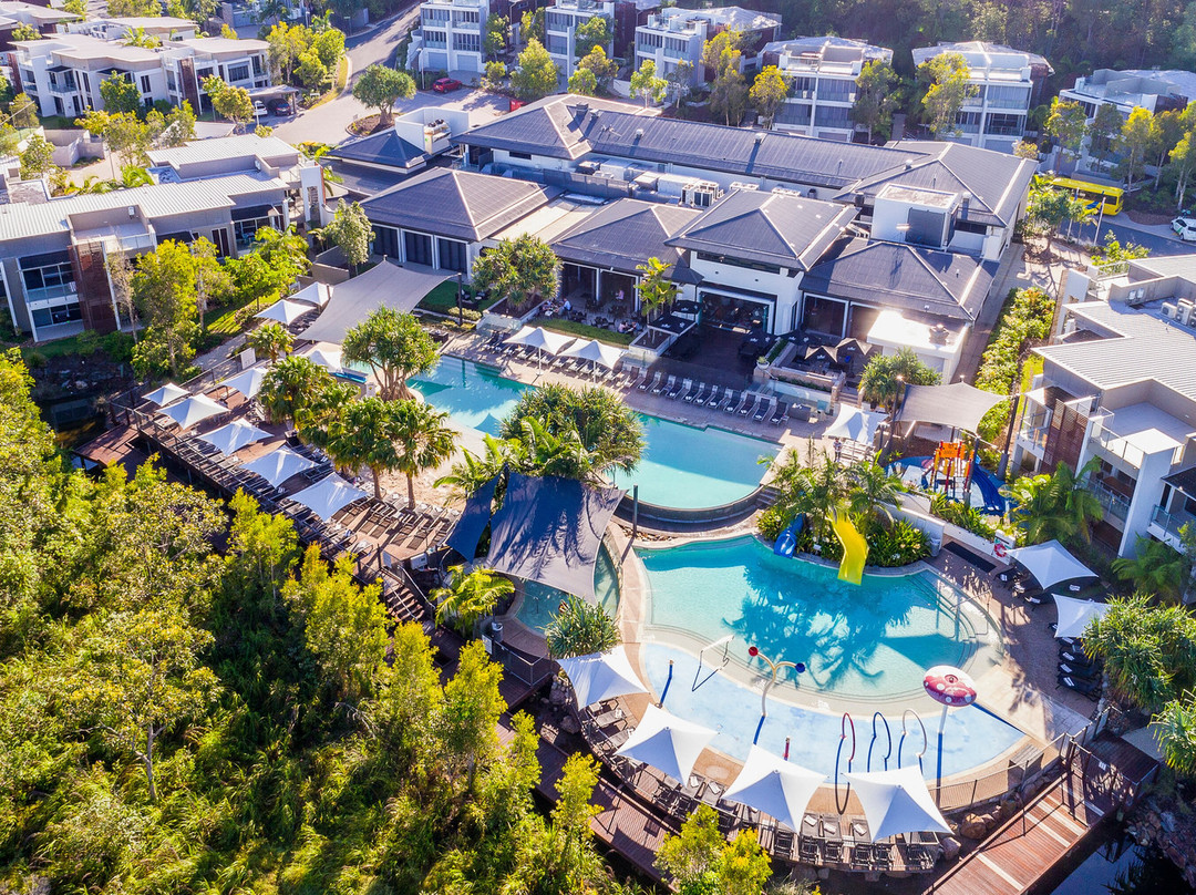 努萨西码头度假村主图