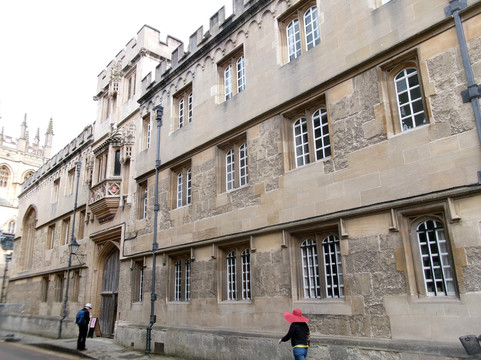 Corpus Christi College-牛津必去景点