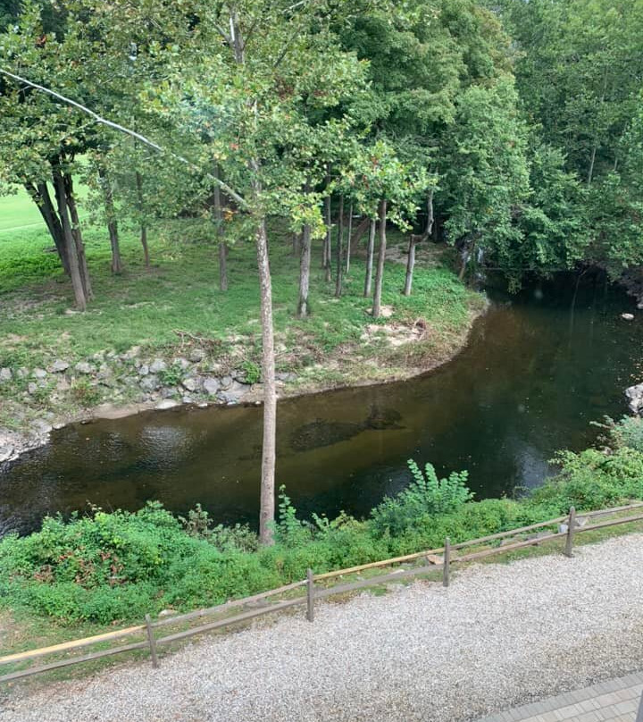 Heritage Hotel And Conference Center主图