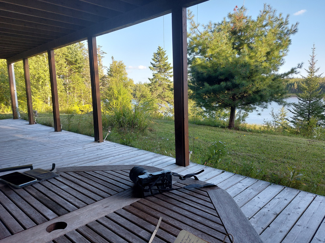 A B&b By The River主图