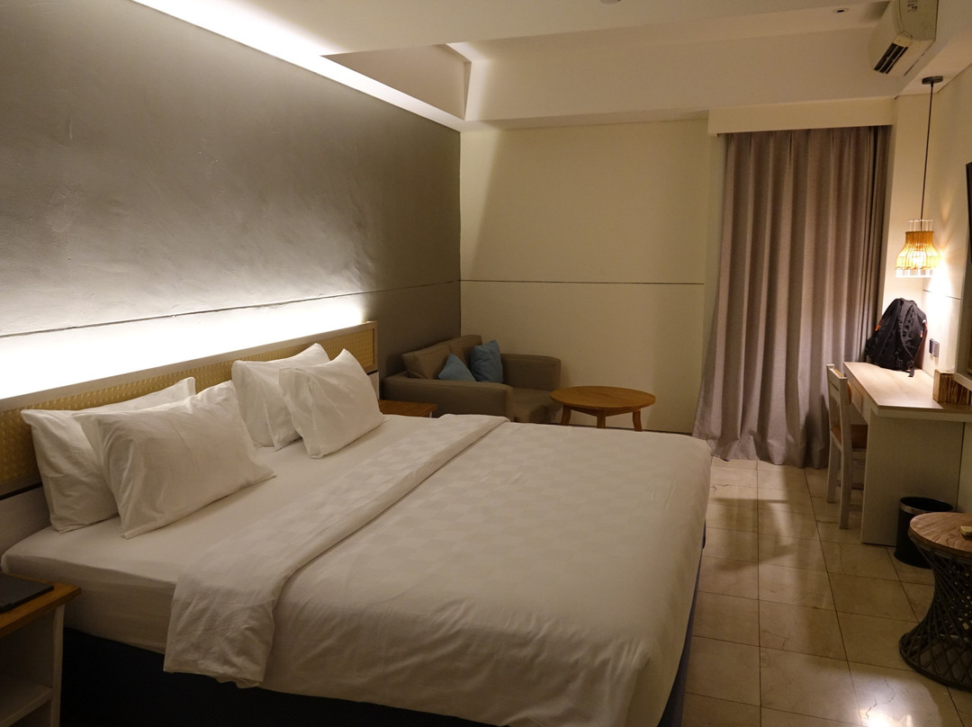 Swiss-Belcourt Lombok主图