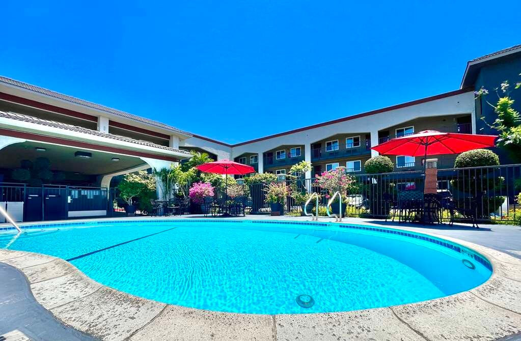 安大略机场会议中心酒店