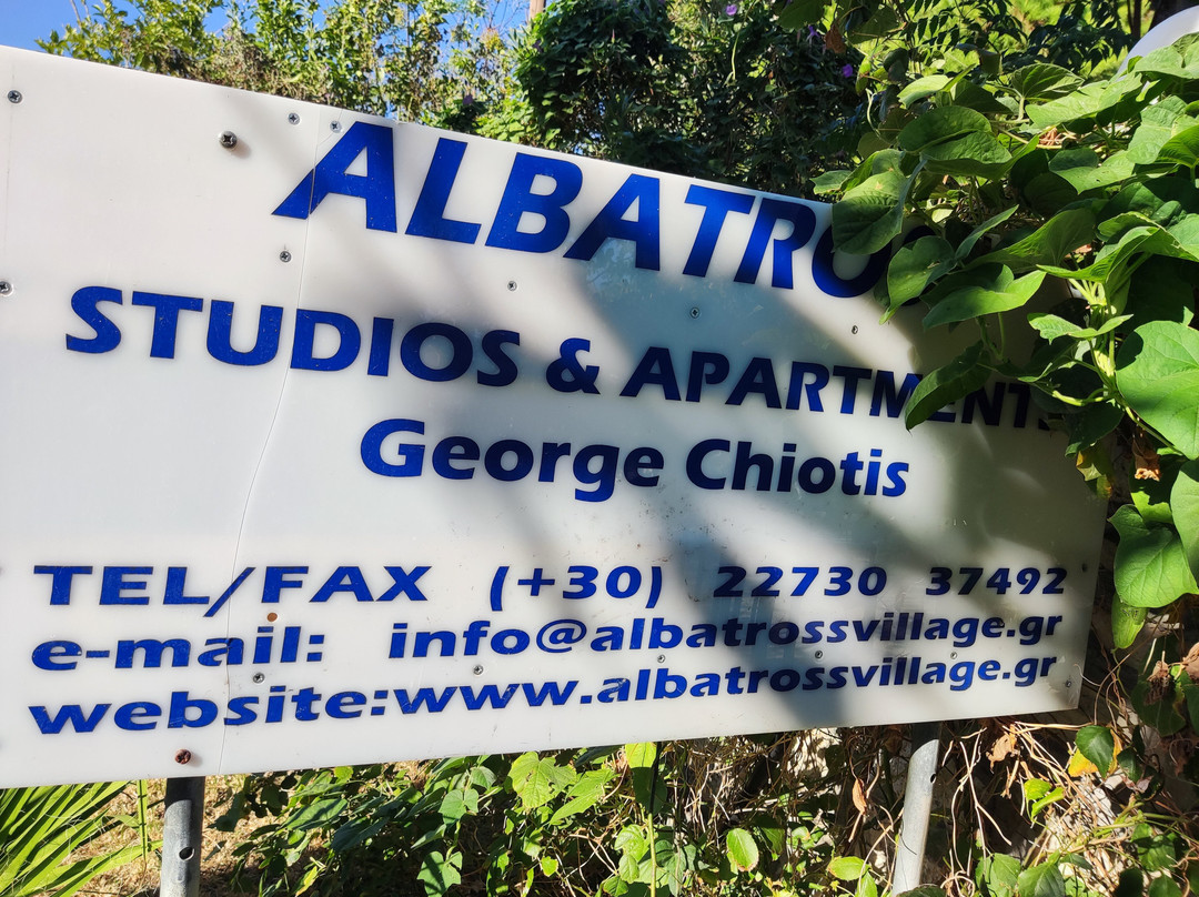 Albatross Apartments主图