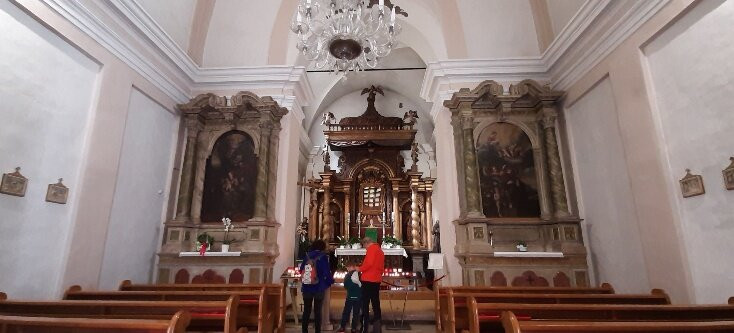 Chiesa della Madonna dell'Aiuto-Fiera di Primiero必去景点