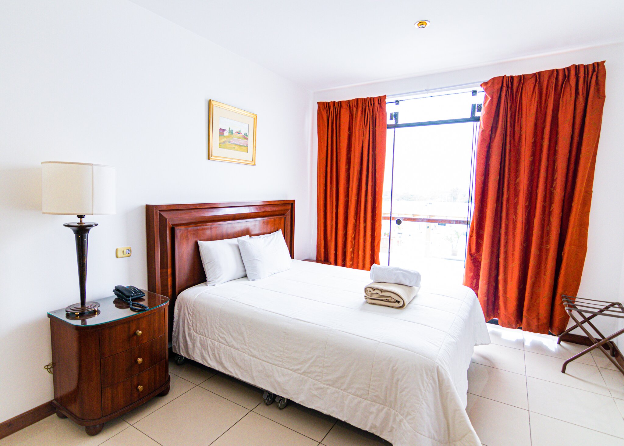 Mc Hotel Ica-客卧