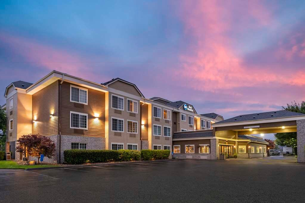 Best Western Columbia River Waterfront Hotel Astoria主图