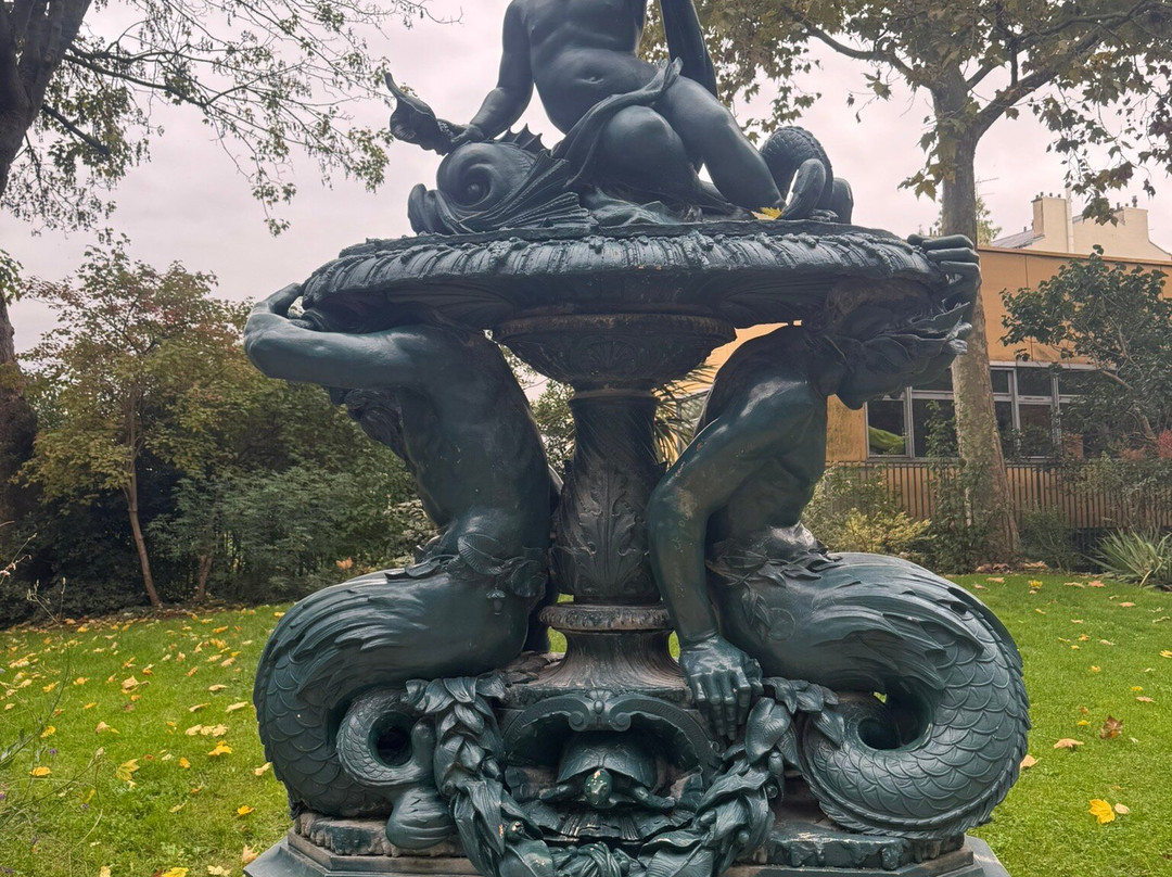 Jardin Villemin-巴黎必去景点