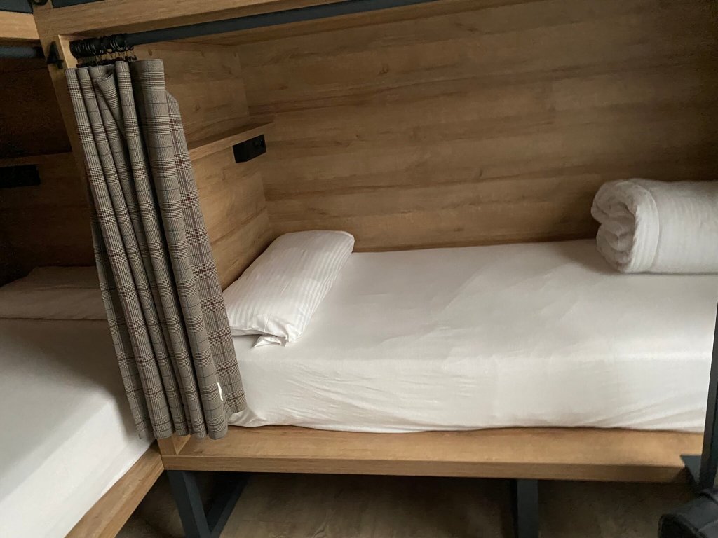 Latroupe Grand Place-客卧