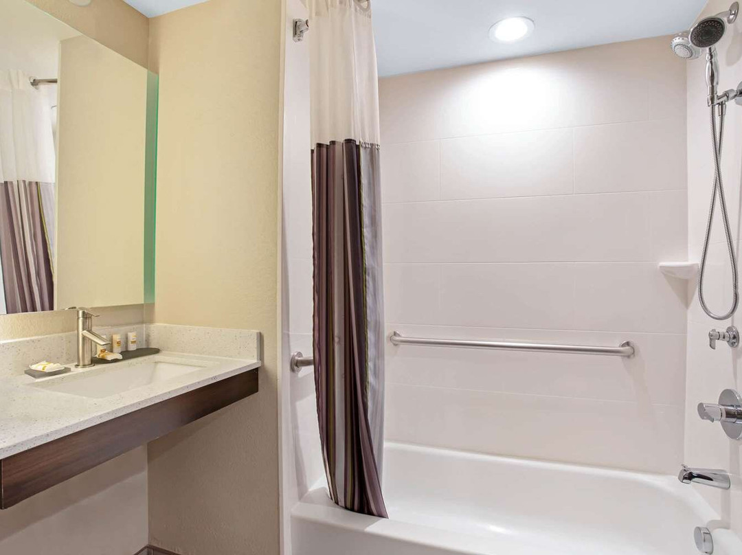 La Quinta Inn & Suites by Wyndham Denver Aurora Medical