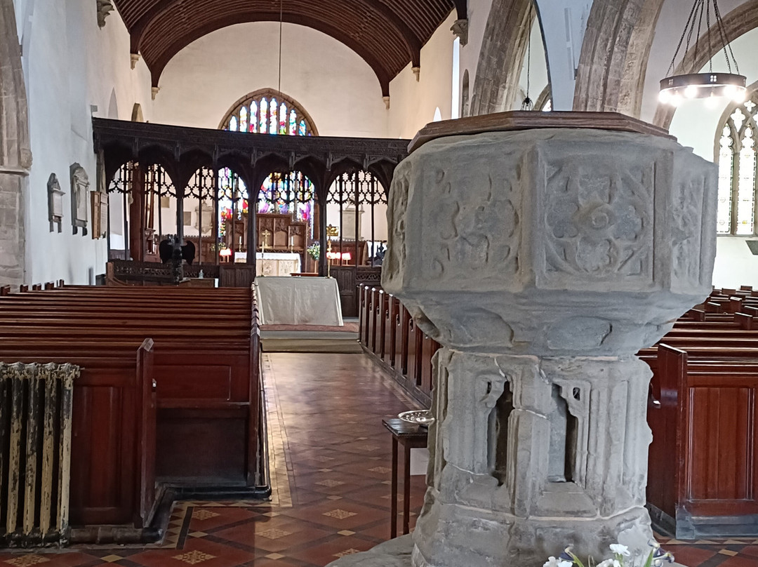 Church of St Mary & All Saints景点图片