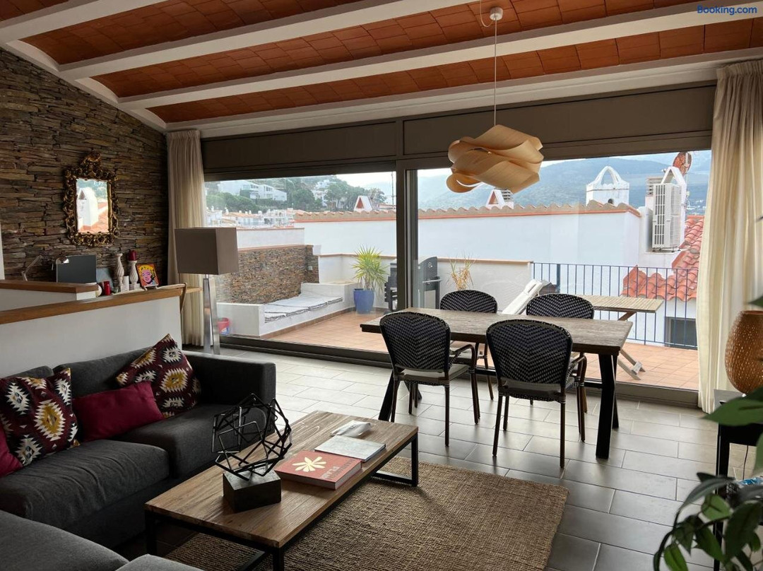 Big Family House in the Center of El Port de la Selva