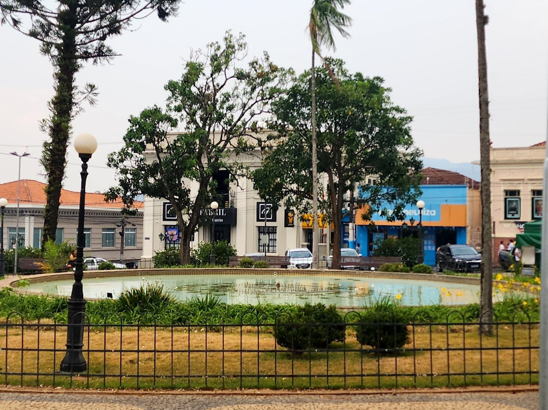 Praca da Independencia-Espirito Santo Do Pinhal必去景点