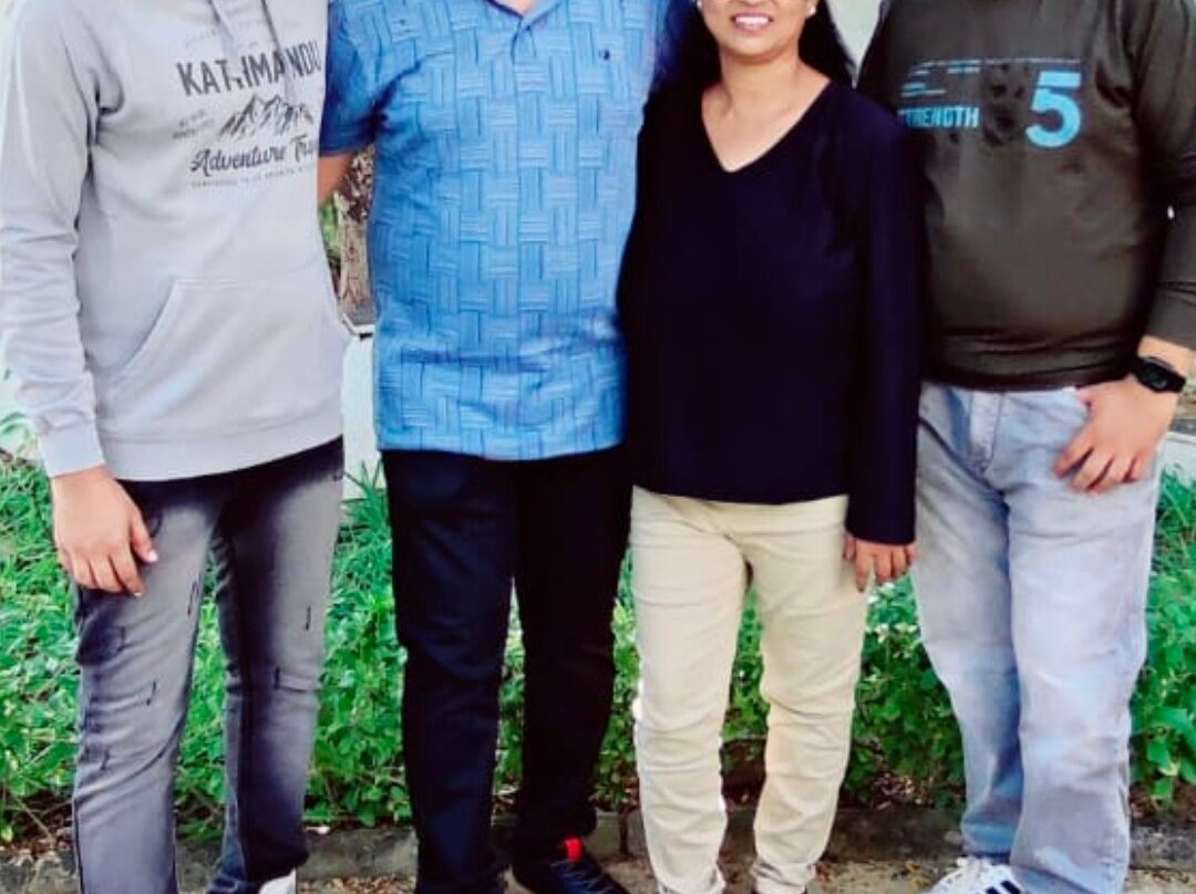 Om Sanctuary Resort By Pinks Hospitality主图