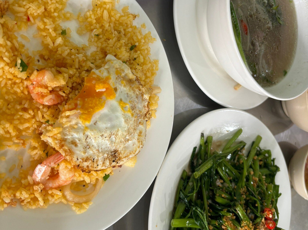 Cơm gà Trường Sa Restaurant-Viet Tri必去景点