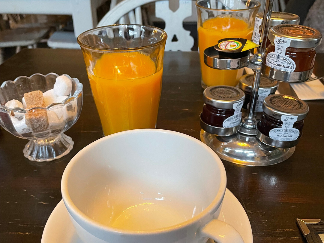 The Castle Hotel主图