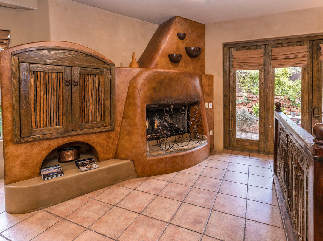 奥多比大别墅酒店主图