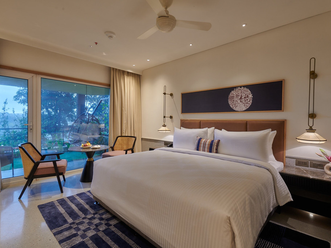 公爵度假酒店主图