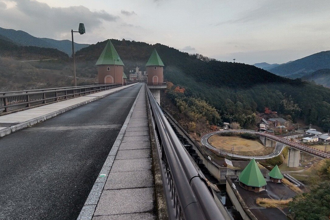 Narufuchi Dam景点图片