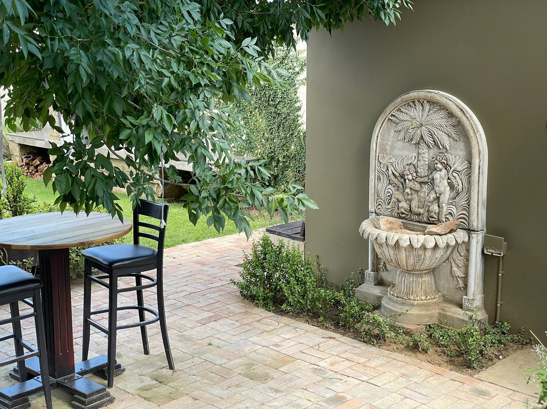 The Duke of Bedford Inn主图