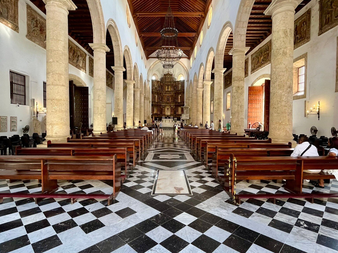 Catedral Santa Catalina de Alejandria-卡塔赫纳必去景点