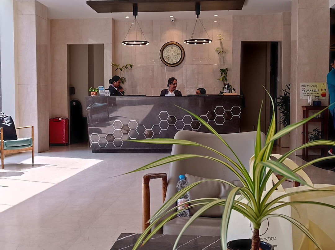 Sunhill Portico主图