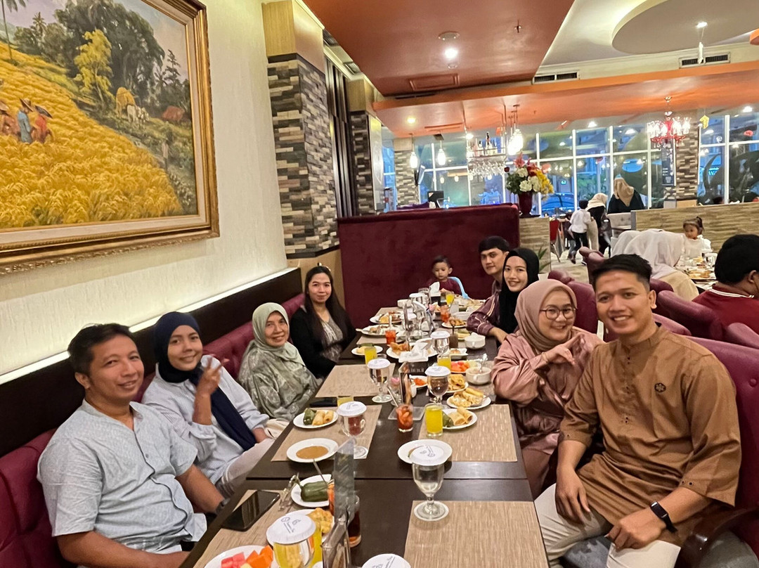 Sapphire Sky Hotel BSD City主图