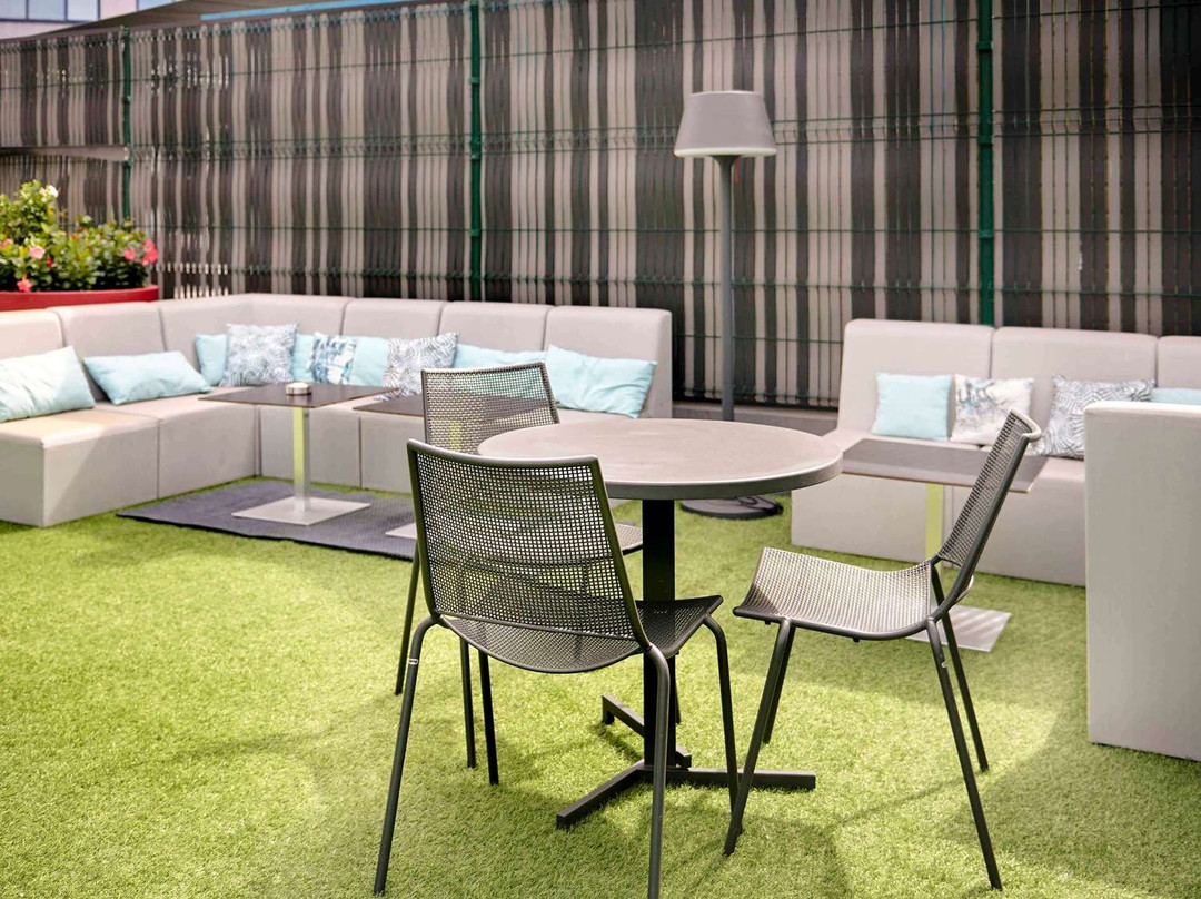 Hotel ibis Lyon Gerland Musée des Confluences主图