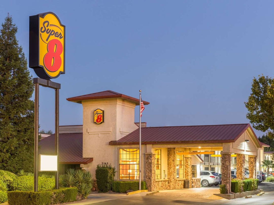 Orland酒店住宿-康宁速8酒店