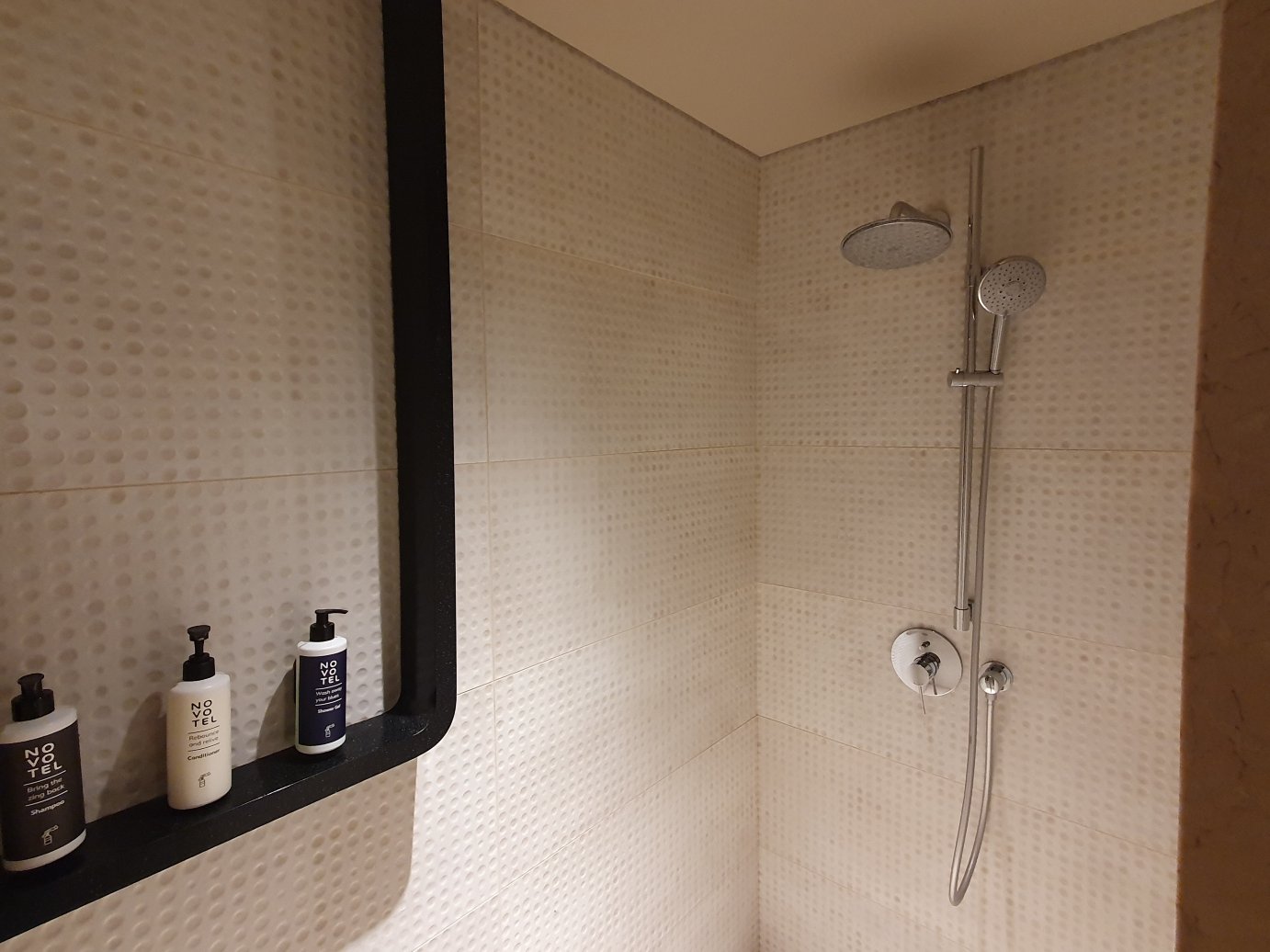 浦那纳加尔路诺富特酒店-浴室