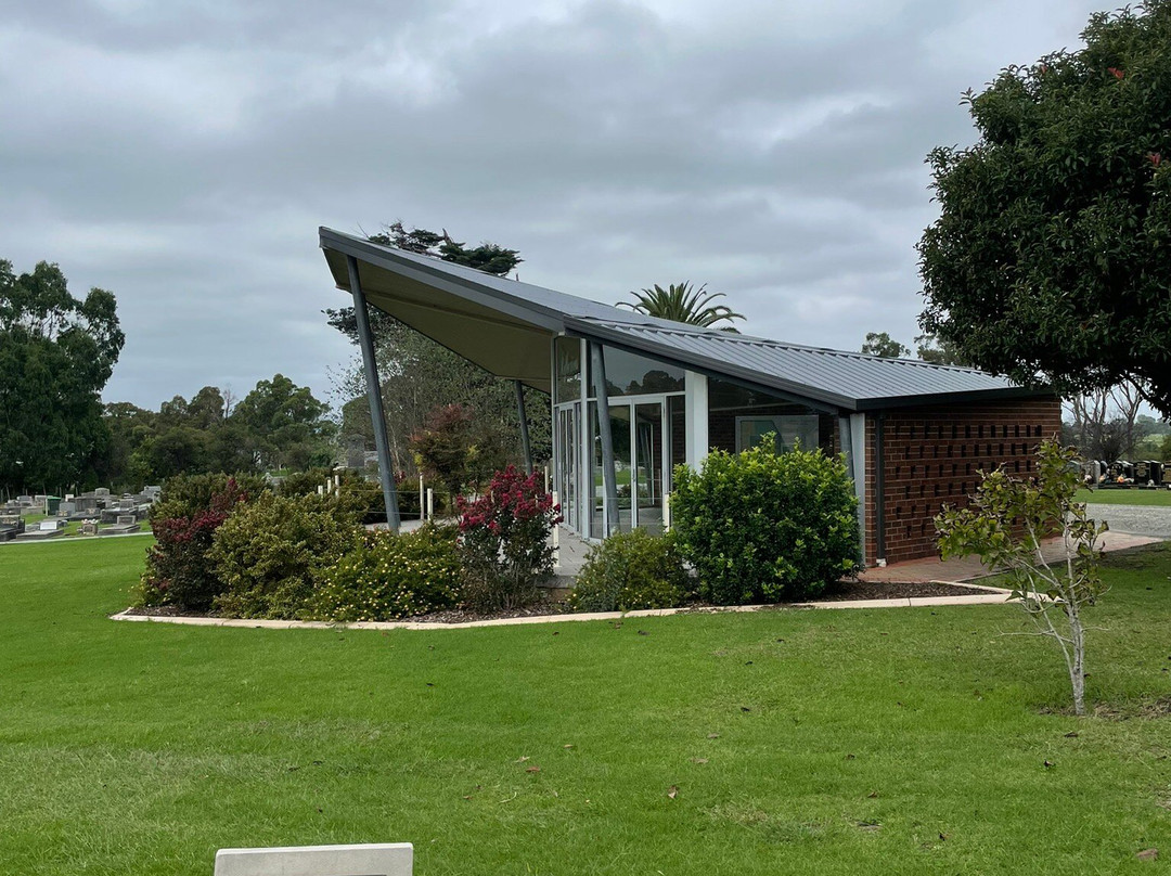 Orbost Cemetery-Orbost必去景点